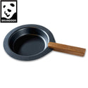 GRANDOOR ( グランドア ) DISHGRILL | ディッシュグリル | お皿 | アウトドア | キャンプ | 調理 | 器 | フライパン | 洗い物が減る | 陶器 | 焦げ付かない | 洗いやすい | 深み | シンプル | オーブン可 | スタッキング | コンパクト | ぐらんどあ