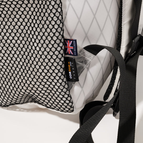 COBMASTER ( コブマスター ) COB-CR HUMMING PACK | リュック | リュックサック | バックパック | アウトドア | レジャー | キャンプ | 軽い | お出かけ | 81021400 | コーデュラ | 軽量 | 撥水 | メッシュ | デイパック