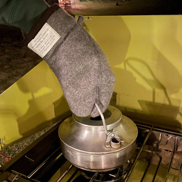 POST GENERAL ( ポストジェネラル ) MIL MITTEN / ミル ミトン | 料理 | キッチンミトン | キッチン用品 | プレゼント | ギフト | アウトドア | シンプル | メンズライク | 薪運び | 便利 | 982140072 | ぽすとじぇねらる