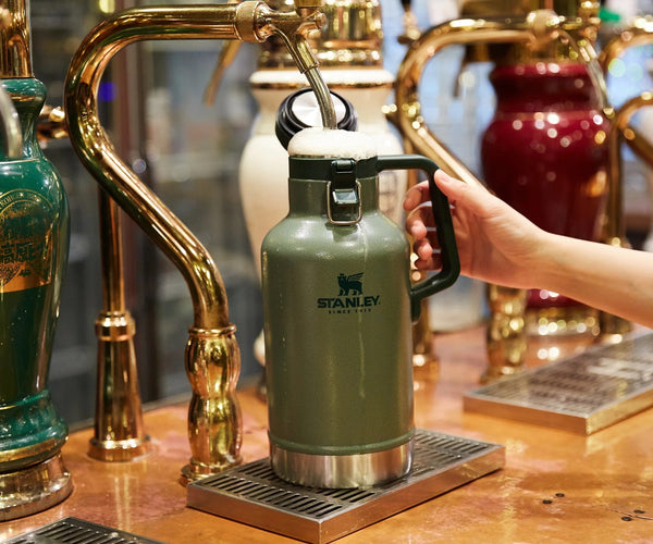 STANLEY (スタンレー) 　クラシック真空グロウラー 1.9L(炭酸対応)