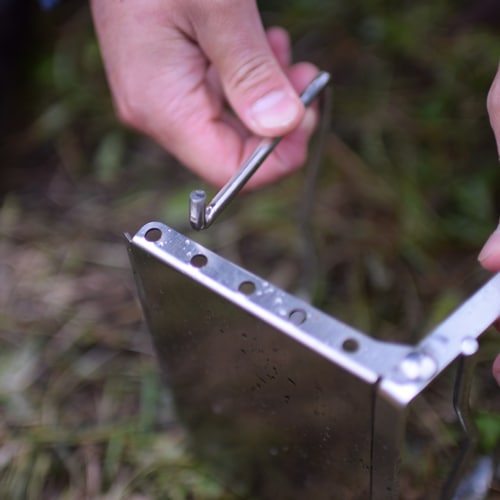 HIGHMOUNT ( ハイマウント ) アジャスタブルグリルS | アウトドア | キャンプ | 調理 | 料理 | コンパクト | 折りたたみ | ステンレス | 強い | 高さ調節 | 5段階 | 23226 | はいまうんと | ソロキャンプ | 卓上