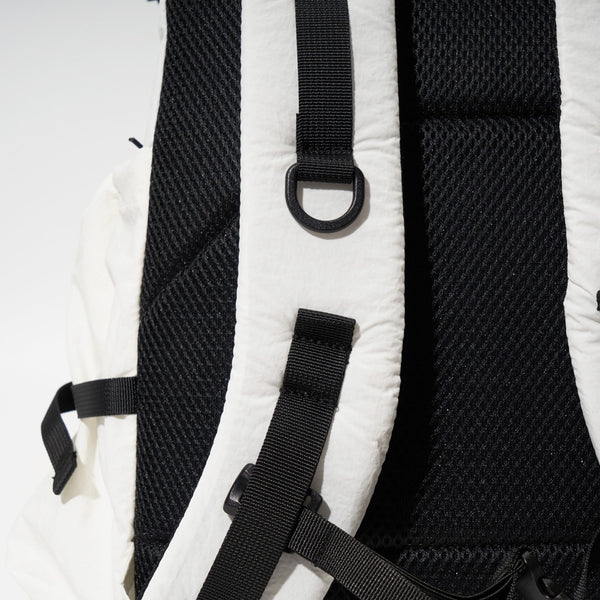 COBMASTER ( コブマスター ) COB-CSR DAISY PACK | デイパック | リュック | リュックサック | 旅行 | アウトドア | キャンプ | 軽量 | 撥水 | 軽い | ナイロン | お出かけ | シンプル | 登山 | 81357900 | こぶますたー