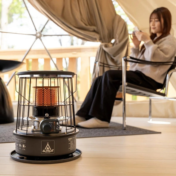 ALPACA ＋ ( アルパカ プラス ) アルパカプラスストーブ オニキスライン 専用バッグ付き TS-77NC 石油ストーブ ストーブ 暖房器具 対流型ストーブ キャンプ アウトドア 冬キャンプ テント 暖房 防寒 防災 災害対策 コンパクト 持ち運び アウトドア用品 キャンプ用品