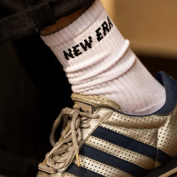 NEW ERA ( ニューエラ ) ソックス クルー 3ペア | 靴下 | ３足 | セット | 通勤 | 通学 | 毎日 | シンプル | ホワイト | ライン | 使いやすい | サイズ豊富 | アウトドア | キャンプ | レジャー | ネイビー | ブラック