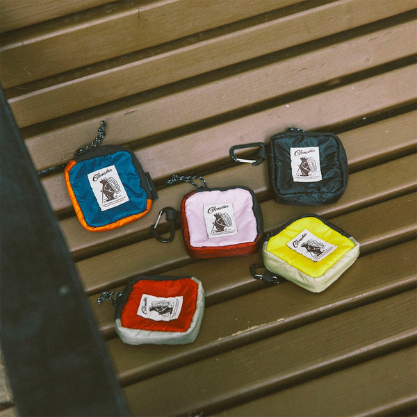COBMASTER ( コブマスター ) COB PUFFY LZIP POUCH MINI | ポーチ | 小物入れ | 登山 | アウトドア | キャンプ | レジャー | お出かけ | イヤホンケース | フリース | クッション性 | コンパクト | 収納 | 80663600 | こぶますたー