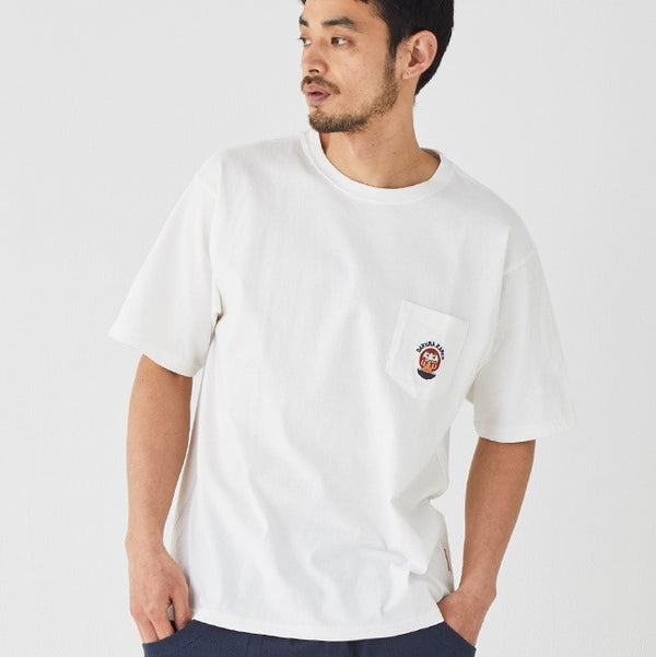 KRIFF MAYER ( クリフメイヤー ) クリーネスT ( だるま ) MENS | 2447813 | メンズ | アパレル | シャツ | 半袖 | 半袖シャツ | Tシャツ | 夏服 | シンプル | 撥水 | 防汚 | ワンポイント | 刺繍 | ユニセックス | カジュアル | くりふめいやー