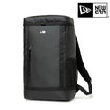 NEW ERA ( ニューエラ ) ボックスパック 32L TPU Box Logo ボックスロゴ ロゴプリント ブラック | リュック | リュックサック | バックパック | 通勤 | 通学 | PC収納 | 靴収納 | シンプル | 光沢感 | ユニセックス | 14521360