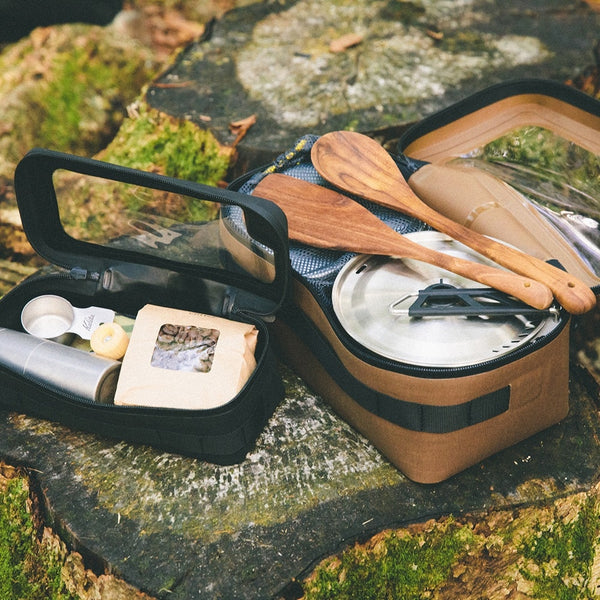 COBMASTER ( コブマスター ) COB DRY CUTLERY CASE | ケース | マルチケース | 収納 | 防水 | アウトドア | キャンプ | 旅行 | レジャー | 18423000 | こぶますたー | 横長 | 窓付き | 中身 | 見やすい | シンプル | ロゴ