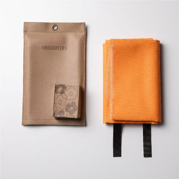 Cricket ( クリケット ) FIRELIGHTERS ファイヤーブランケット | ブランケット | アウトドア | キャンプ | 防災 | 消火 | 簡易 | 消火器具 | キッチン | 薪ストーブ | ストーブ | リビング | 火災 | 災害