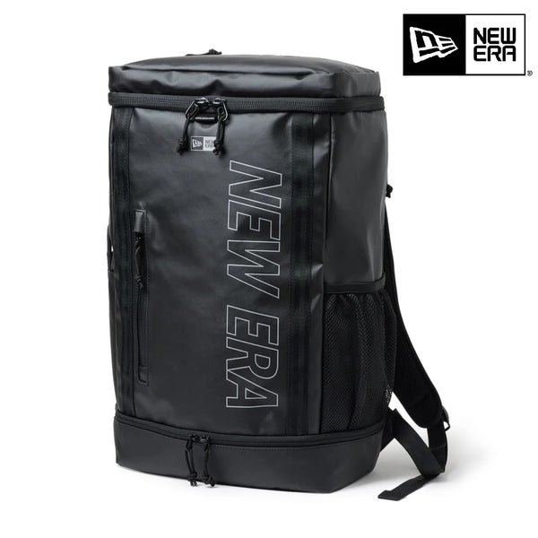 NEW ERA ( ニューエラ ) ボックスパック 32L TPU プリントロゴ アウトライン ブラック × リフレクトシルバー | リュック | リュックサック | バックパック | 通勤 | 通学 | アウトドア | PC収納 | 靴収納 | 14521358