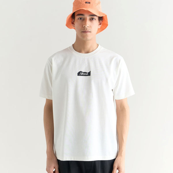NANGA ( ナンガ ) ECO HYBRID MT LOGO TEE ( UNISEX ) エコハイブリッドMT ロゴティー | Tシャツ | 半袖 | ユニセックス | ロゴ | ベーシック | 定番 | 着回し | アパレル | アウトドア | キャンプ | 春服 | 夏服 | シンプル | N0003638 | なんが | トップス