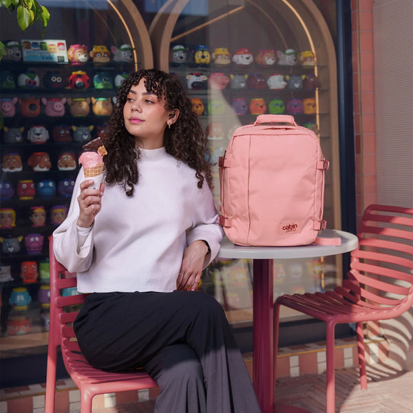 CABINZERO ( キャビンゼロ ) Classic 28L | クラシック | 機内 | 持ち込み | リュック | バックパック | デイパック | 旅行 | アウトドア | レジャー | シンプル | キャンプ | 軽量 | 軽い | CZ-082510 | CZ-081201