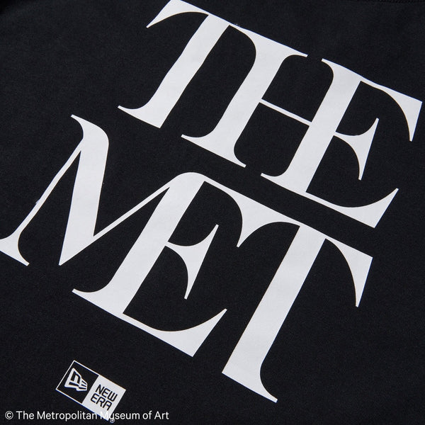 NEW ERA ( ニューエラ ) 半袖 オーバーサイズド コットン Tシャツ The Met ブラック | シャツ | 半袖Tシャツ | 黒色 | にゅーえら | 14457270 | ユニセックス | ゆとり | コットン | 夏服 | バックプリント | カジュアル