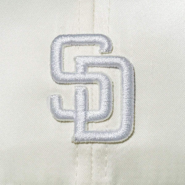 NEW ERA ( ニューエラ ) 9TWENTY White Day サンディエゴ・パドレス クローム | 帽子 | キャップ | ユニセックス | サイズ調整 | ポリエステル | クロスストラップ | お出かけ | アウトドア | オシャレ | 14908285 | にゅーえら