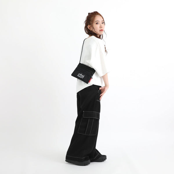 Manhattan Portage ( マンハッタンポーテージ ) Triple Zipper Pouch ポーチ | ショルダーバッグ | 2way | 便利 | 小物 | アウトドア | キャンプ | 散歩 | スマート | コンパクト | 薄い | 薄型 | TRIPLEZIPPOUCH