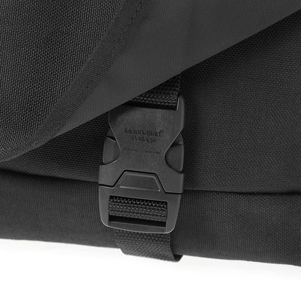 Manhattan Portage ( マンハッタンポーテージ ) Nylon Messenger Bag JR Flap Zipper Pocket 鞄 | バッグ | カバン | B5サイズ | シンプル | MP1605JRFZP