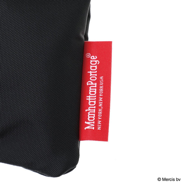 Manhattan Portage ( マンハッタンポーテージ ) DOUBLE ZIPPER POUCH MIFFY 70TH | ミッフィー | コラボ | バッグ | コンパクト | 薄型 | ブラック | DZPMF70 | サコッシュ | シンプル | お出かけ | 散歩 | 身軽 | アウトドア | レジャー