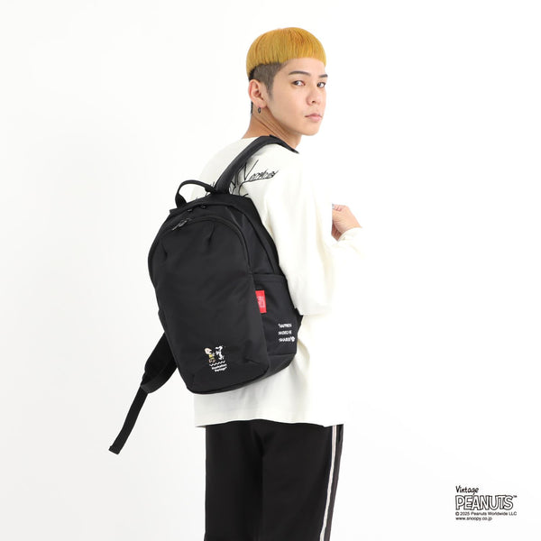 Manhattan Portage ( マンハッタンポーテージ ) TRAILBLAZER BACKPACK JR FLIGHT NYLON BACKING PEANUTS 25 | リュックサック | デイパック | コラボ | スヌーピー | チャーリー・ブラウン | 通勤 | 通学 | ブラック | シンプル | MP2292JRPNS25 | まんはったんぽーてーじ