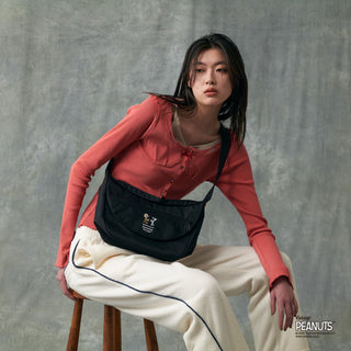 Manhattan Portage ( マンハッタンポーテージ ) DUET SHOULDER BAG FZP MGNT FLIGHT NYLON BACKING PEANUTS 25 | ショルダーバッグ | スヌーピー | チャーリー・ブラウン | コラボ | カジュアル | バッグ | カバン | MP2409FZPMGNTPNS25 | まんはったんぽーてーじ