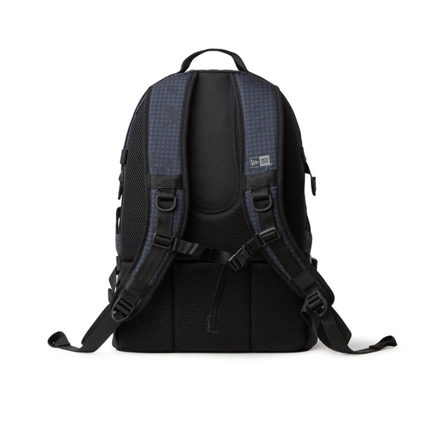 NEW ERA ( ニューエラ ) キャリアパック 35L ブラックナイトカモ | リュック | リュックサック | デイパック | ユニセックス | 14750923 | 通勤 | 通学 | シンプル | 登山 | ハイキング | にゅーえら