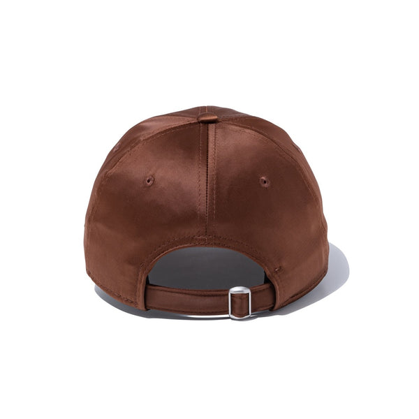 NEW ERA ( ニューエラ ) 9TWENTY Valentine's Day サテン ボストン・レッドソックス ブラウン/ダークブラウン | 帽子 | キャップ | アウトドア | キャンプ | レジャー | お出かけ | バレンタイン | サイズ調整 | 14908293 | にゅーえら