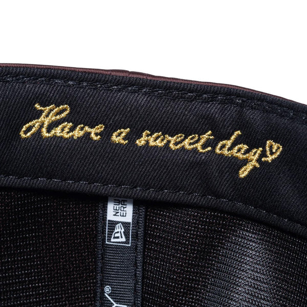 NEW ERA ( ニューエラ ) 59FIFTY Valentine's Day サテン ニューヨーク・ヤンキース ダークブラウン | キャップ | 帽子 | レジャー | バレンタイン | 茶色 | オシャレ | お出かけ | アウトドア | キャンプ | 14908298 | にゅーえら