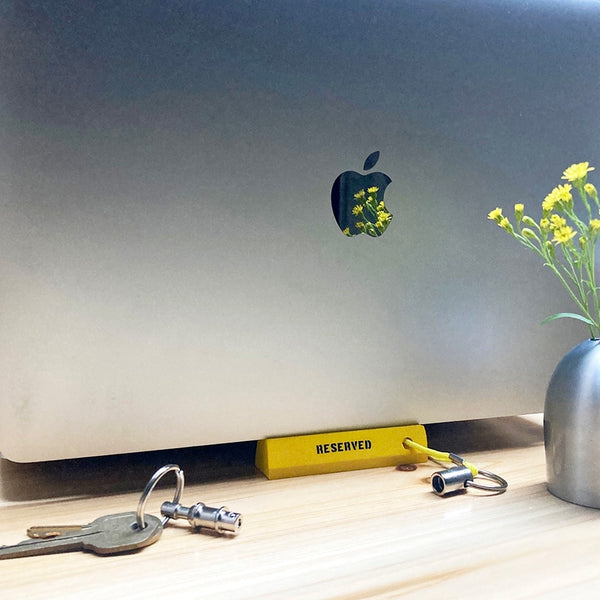 DETAIL ( ディテール ) Parking Curb Keyring パーキングカーブ キーリング | PC台になるキーホルダー | キーホルダー | フローティングキーホルダー | 水に浮く | 可愛い | グレー | イエロー | レッド | グリーン | H0078 | でぃてーる