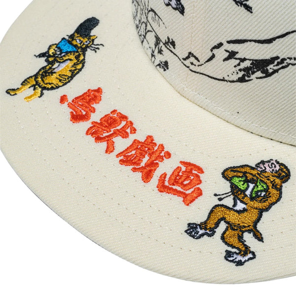 NEW ERA ( ニューエラ ) 59FIFTY 鳥獣戯画 オールオーバー クロームホワイト | 帽子 | キャップ | 日よけ | 兎 | 猿 | 猫 | 蛙 | コラボ | ポリエステル | コットン | お出かけ | オシャレ | 14940846 | にゅーえら
