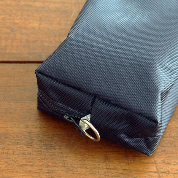 DETAIL ( ディテール ) Solid Pouch Large ソリッドポーチ ラージ | 旅行 | シンプル | 大容量 | 化粧ポーチ | 耐久性 | アウトドア | お出かけ | 便利 | 3498 | 普段使い | でぃてーる