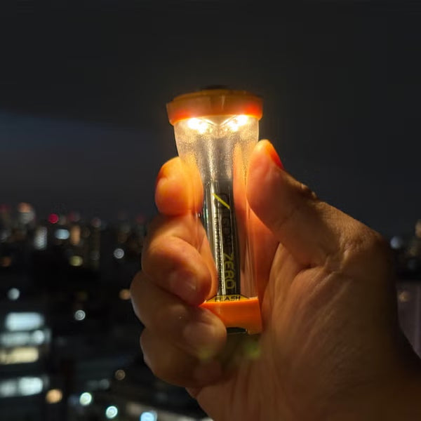 【お一人様各色1点まで】GOAL ZERO ( ゴールゼロ ) ライトハウス マイクロ フラッシュ Lighthouse Micro Flash LEDランタン コンパクトランタン キャンプ アウトドア USB充電 ソーラー充電 150ルーメン 防災 ライト 懐中電灯 日本限定カラー ホワイト オレンジ 32005WHT 32005OR
