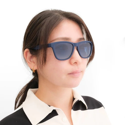 goodr ( グダー ) DRINKS SEAWATER, SEES FUTURE | サングラス | アイウェア | 日差しよけ | スポーツ | アウトドア | お出かけ | 紫外線カット | UVカット | UV400 | 偏光レンズ | ランニング | ぐだー | G00248-OG-BL1-GR