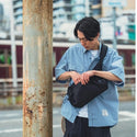 KiU ( キウ ) ナイロンクロスボディショルダーバッグ K533 ショルダーバッグ ボディバッグ クロスボディバッグ メンズ レディース ユニセックス 撥水 防水 ナイロン 7L 大容量 ポケット 収納 クッションショルダー 通勤 通学 旅行 フェス アウトドア キャンプ おしゃれ