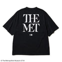 NEW ERA ( ニューエラ ) 半袖 オーバーサイズド コットン Tシャツ The Met ブラック | シャツ | 半袖Tシャツ | 黒色 | にゅーえら | 14457270 | ユニセックス | ゆとり | コットン | 夏服 | バックプリント | カジュアル