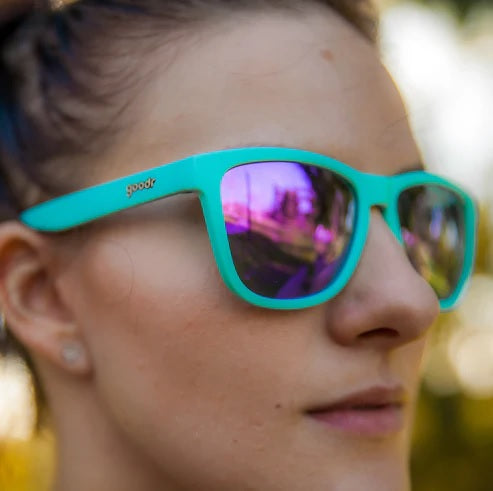 goodr ( グダー ) 【OG】ELECTRIC DINOTOPIA CARNIVAL | サングラス | ぐだー | 偏光レンズ | ランニング | 運転 | レジャー | オシャレ | 紫外線対策 | UVカット | G00577-OG-02-GB