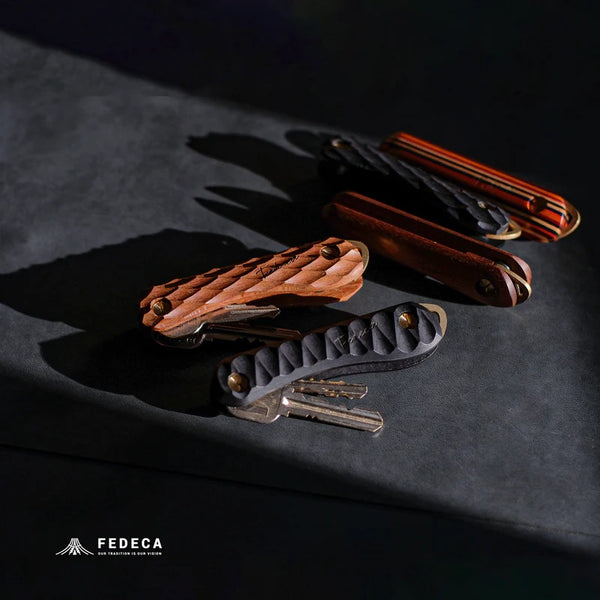 FEDECA ( フェデカ ) キーオーガナイザー | ふぇでか | スタイリッシュ | 鍵 | キーケース | 軽い | 軽量 | 車 | 家 | かっこいい | 木 | 調整 | プレゼント