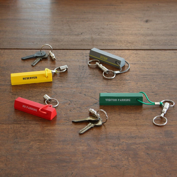 DETAIL ( ディテール ) Parking Curb Keyring パーキングカーブ キーリング | PC台になるキーホルダー | キーホルダー | フローティングキーホルダー | 水に浮く | 可愛い | グレー | イエロー | レッド | グリーン | H0078 | でぃてーる