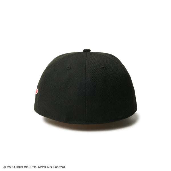 NEW ERA ( ニューエラ ) 59FIFTY HELLO KITTY リンゴ ブラック | 帽子 | キャップ | 日よけ | ユニセックス | キャンプ | アウトドア | ポリエステル | キティちゃん | ハローキティ | にゅーえら | 14348626