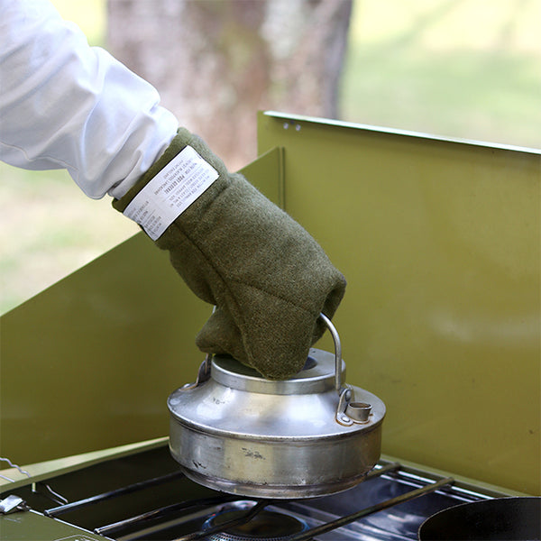 POST GENERAL ( ポストジェネラル ) MIL MITTEN / ミル ミトン | 料理 | キッチンミトン | キッチン用品 | プレゼント | ギフト | アウトドア | シンプル | メンズライク | 薪運び | 便利 | 982140072 | ぽすとじぇねらる