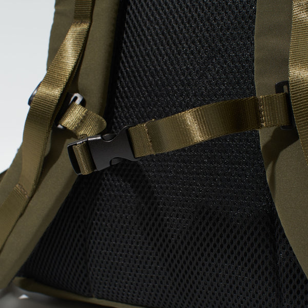 COBMASTER ( コブマスター ) COB QLT DIZZY PACK | バッグ | リュック | リュックサック | デイパック | バックパック | 81357200 | アウトドア | キャンプ | 旅行 | レジャー | キルティング | 撥水 | こぶますたー