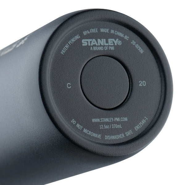 STANLEY ( スタンレー ) ゴー真空ボトル 0.37L 持ちやすい | 登山 | キャンプ | アウトドア | 通勤 | 通学 | ハイキング | 散歩 | 保温 | 保冷 | 普段使い | フィンガーループ付 | 洗いやすい