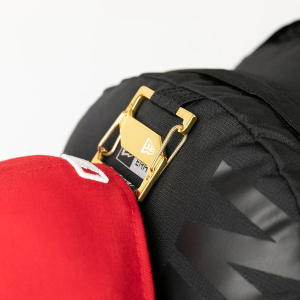 NEW ERA ( ニューエラ ) キャリアパック 35L ライトウェイト プリントロゴ ブラック × ブラック | リュック | リュックサック | バックパック | デイパック | 旅行 | 通勤 | 通学 | 14521350 | 大容量 | アウトドア | キャンプ | にゅーえら