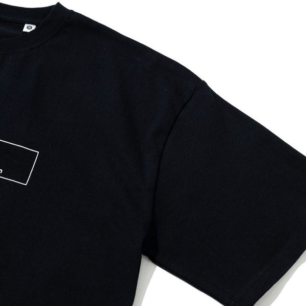 go slow caravan ( ゴースローキャラバン ) USA/C スクエアLOGOバックプリントゆったりTEE MENS メンズ Tシャツ 半袖 カジュアル 綿100％ ワンポイント バックプリント ウーパールーパー 361915B