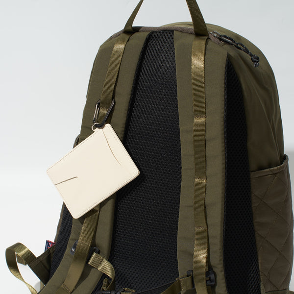 COBMASTER ( コブマスター ) COB QLT DIZZY PACK | バッグ | リュック | リュックサック | デイパック | バックパック | 81357200 | アウトドア | キャンプ | 旅行 | レジャー | キルティング | 撥水 | こぶますたー