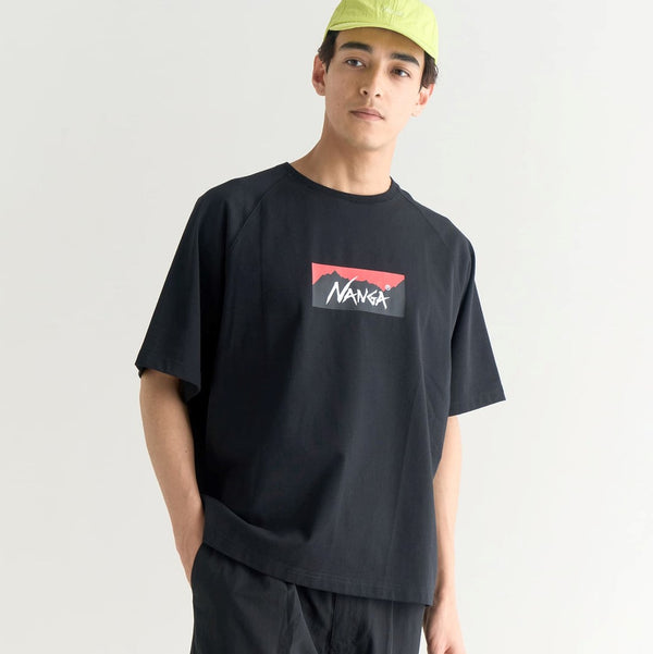 NANGA ( ナンガ ) ECO HYBRID BOX LOGO LOOSE FIT TEE UNISEX エコハイブリッドボックスロゴルーズフィットティー | 半袖シャツ | シャツ | シンプル | ロゴ | 夏服 | ゆったり | 定番 | なんが