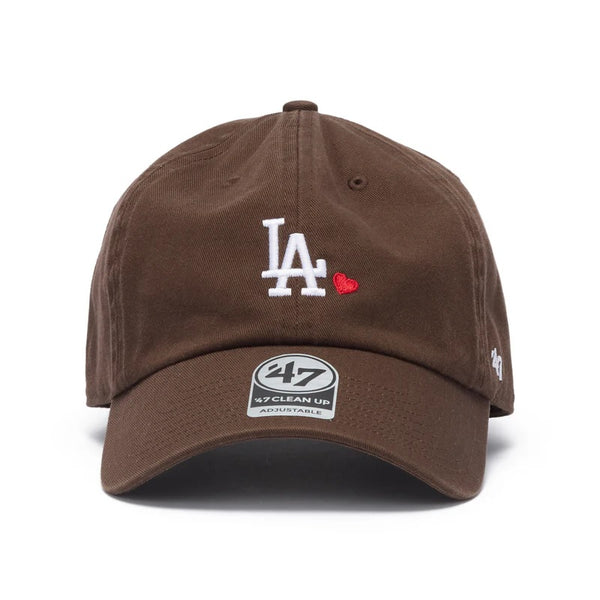 '47 ( フォーティーセブン ) '47 クリーンナップ ロサンゼルス・ドジャース WITH HEART | ハート | 刺繍 | ワンポイント | 帽子 | キャップ | シンプル | ブラック | ブラウン | マコ | 14920415 | 14920416 | 14920417 | お出かけ | レジャー | オシャレ