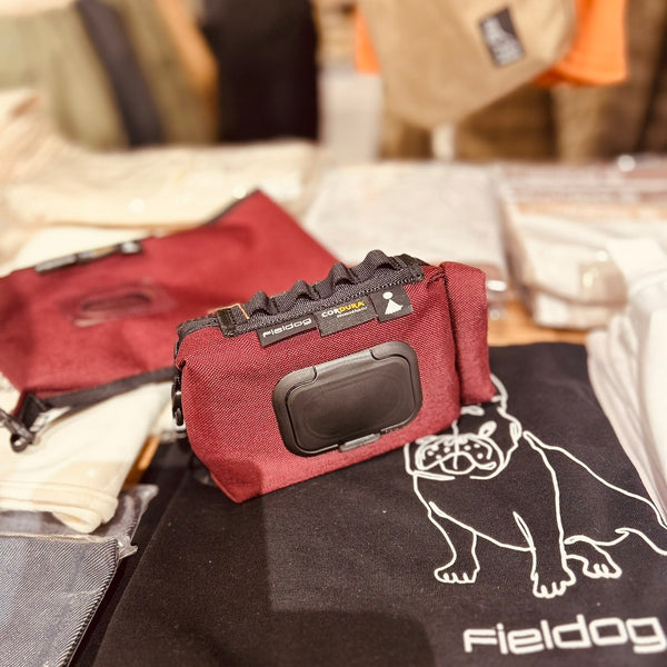 Aplysia  × FIELDOG ウェットティッシュケース