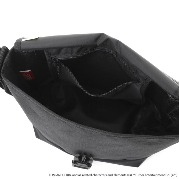 Manhattan Portage ( マンハッタンポーテージ ) Nylon Messenger Bag JR Flap Zipper Pocket / TOM AND JERRY / 85TH バッグ | かばん | ショルダーバッグ | ナイロン | 軽い | アウトドア