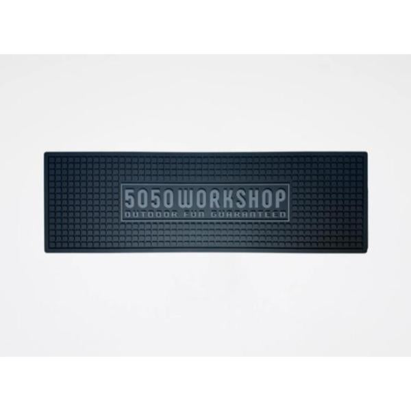 5050WORKSHOP ( フィフティフィフティワークショップ ) 5050 BAR MAT 水切りマット | マット | テーブル | 棚 | フィット | ゴム製 | 滑りにくい | 水切り | コンパクト | アウトドア | キャンプ | ブラック